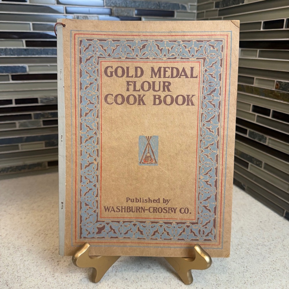 Antique 1916 Gold Medal Flour Cook Book Washburn-Crosby Co. Very Good Condition